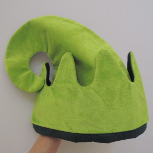 Christmas Elf Hat Santas Helper Green Felt Fabric Hat One Size Fits Most - NEW - Picture 2 of 8